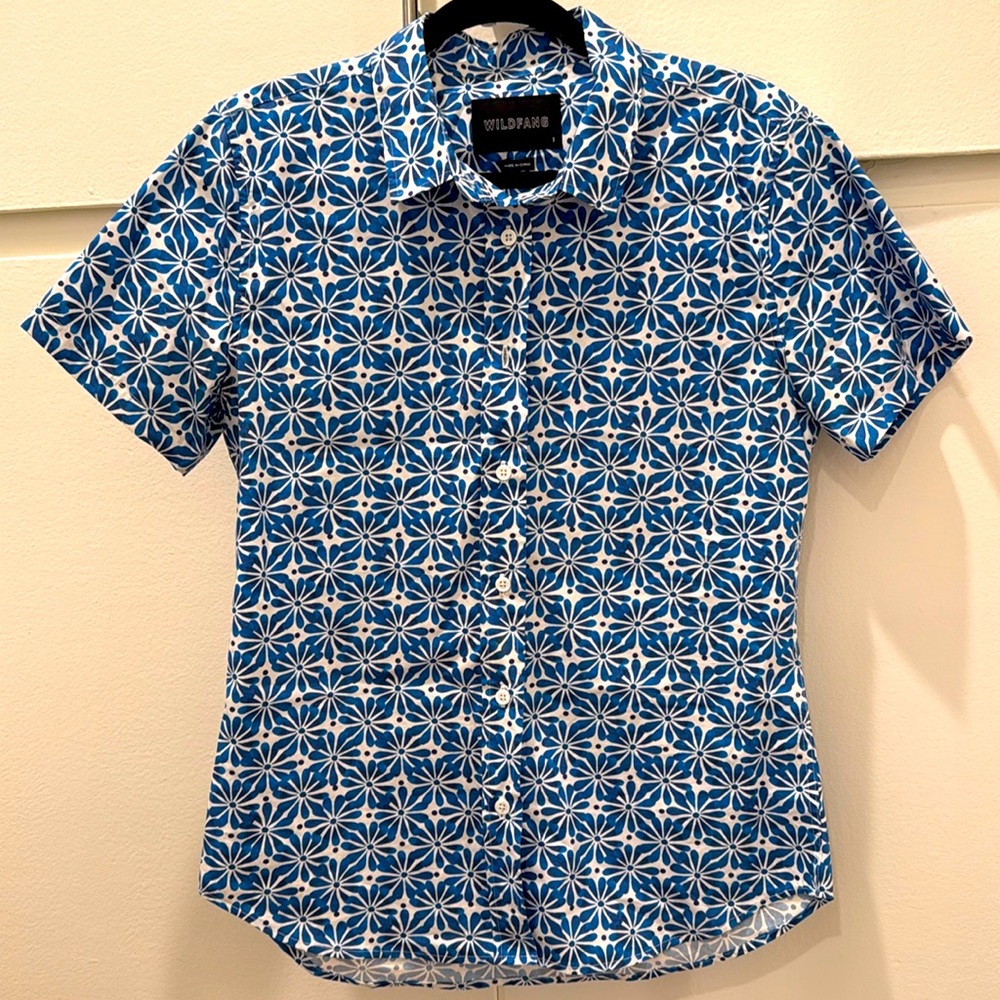 WILDFANG blue floral print 👕